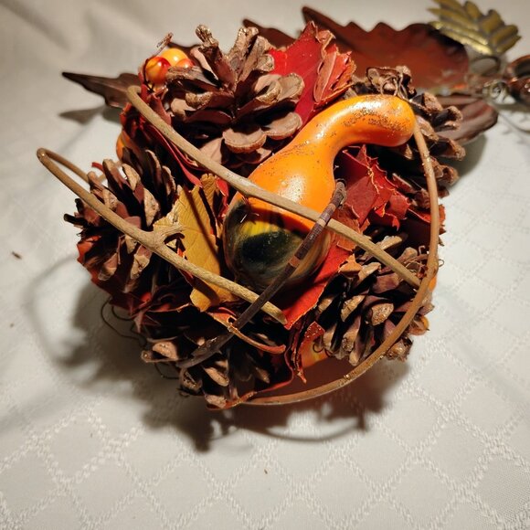 Lot of 2 Fall Items - Footed Metal Leaf Tray & Round Pine Cone Ball - Picture 7 of 8